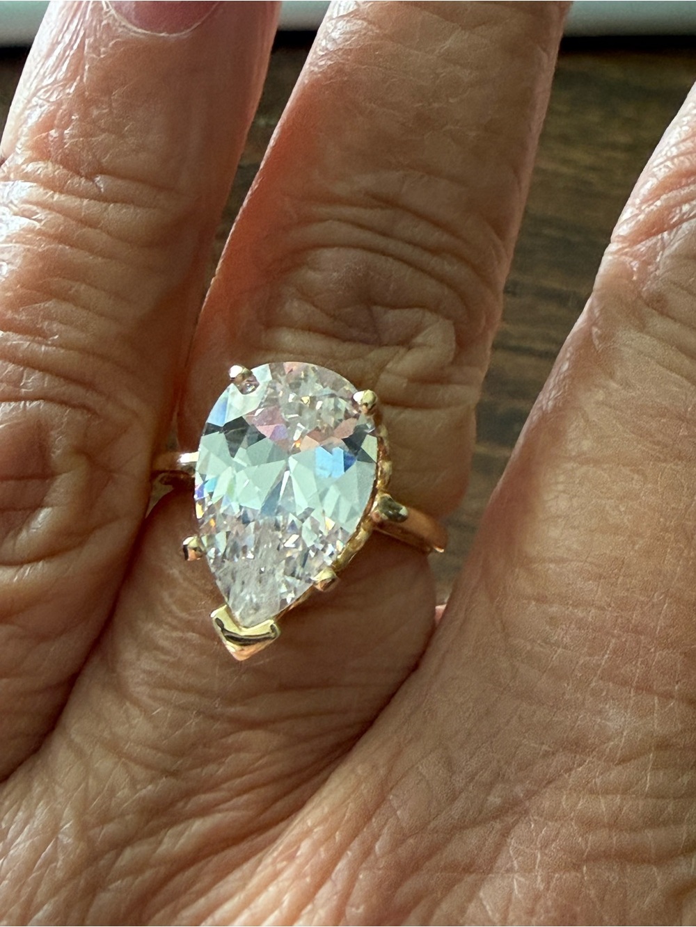 14K Gold Pear Cut Solitaire Ring with Clear Stone - Picture 6 of 9